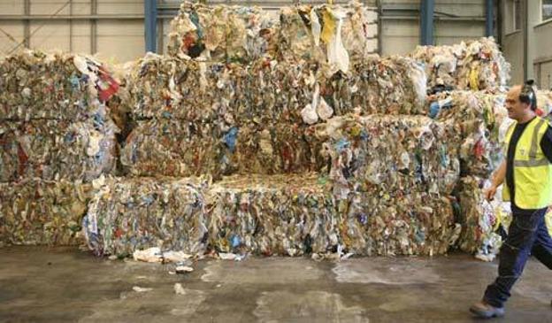 El PSOE pide un servicio para la recogida de papel en Berja