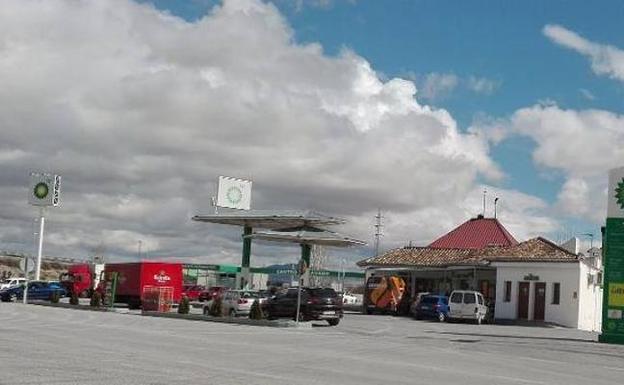 Gasolinera atracada en Baza. /José Utrera García