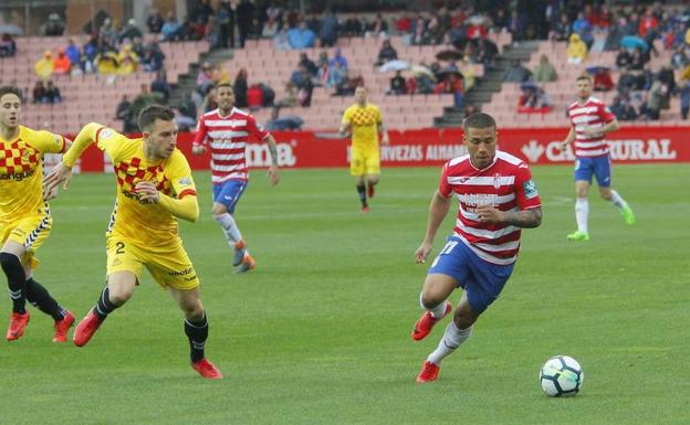 Tarde de prisas en el estadio Carlos Tartiere