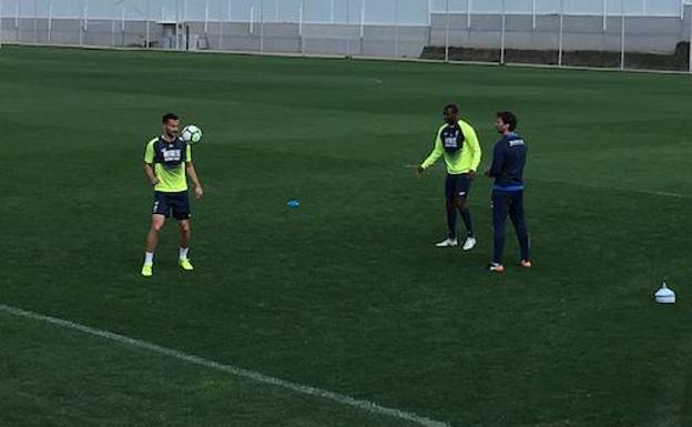 Saunier y Ramos, al margen