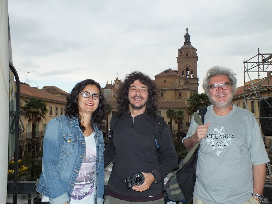 La responsable del Centro de Interpretación acompañó a los periodistas.