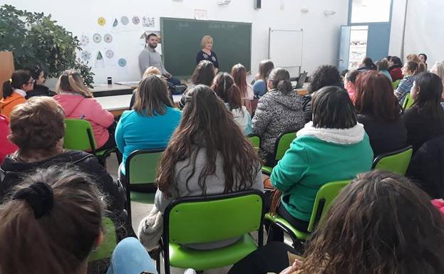 Sesión inagural del nuevo curso. /IDEAL GUADIX