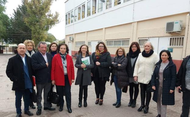 Visita al Instituto de Educación Secundaria (IES) 'Al-Bujaira', de Huércal-Overa. /R. I.