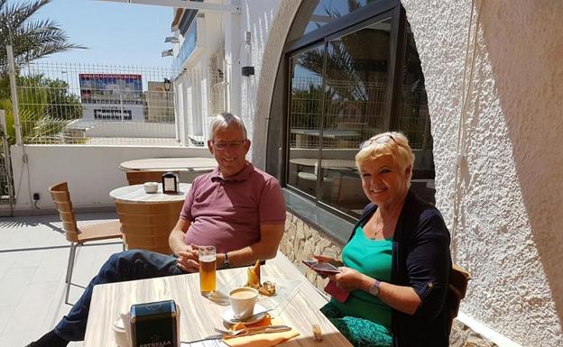 La cartilla se editará en inglés y español para fomentar la participación de turistas extranjeros./IDEAL