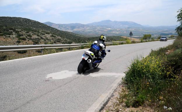 La carretera de Ventorros en uno de sus puntos con más siniestralidad.