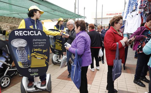 Huétor Tájar anima a sus vecinos a reciclar envases con la campaña 'Recicla y respira'