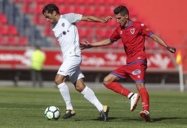 Cambio. Tino Costa puede tener sus primeros minutos como titular en el partido en Cádiz, propicio para cambiar el chip.