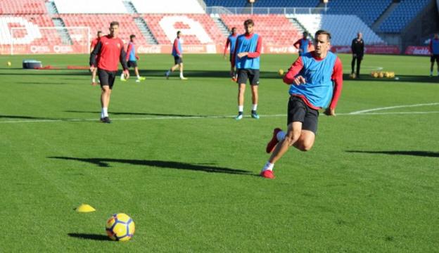 Pablo Caballero se ejercitó con el resto del grupo./UDA
