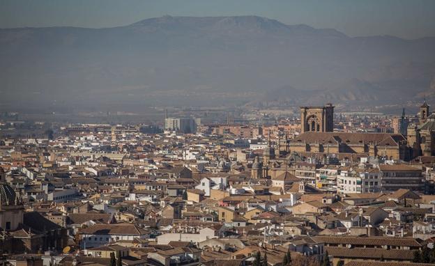 Granada diseña un plan para reducir la contaminación del aire en tres años