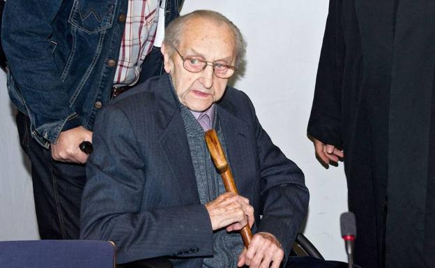 Hubert Z. a su llegada al juicio./EFE