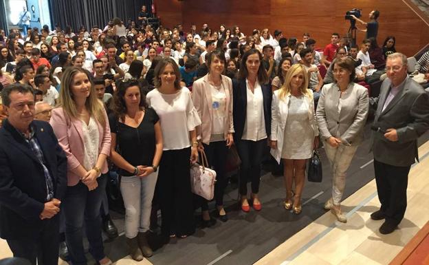 La Junta anima a las estudiantes a cursar carreras técnicas para "no perder la mitad del talento"