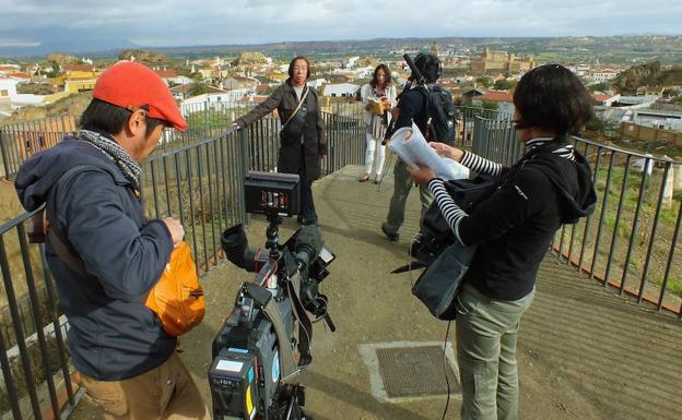 Equipo de la televisión japonesa NHK./