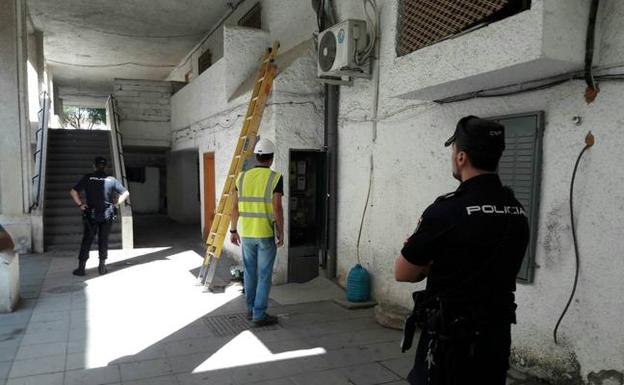 Endesa destapa una media de diez enganches 'pirata' al día en Almería