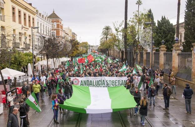 Manifestación del 4 de diciembre en Sevilla en demanda de soberanía para Andalucía. /EFE