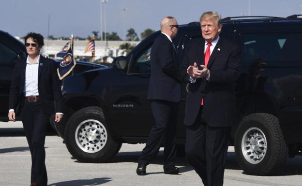 Donald Trump, a su llegada a Palm Beach, en Florida./Nicholas Kamm (Afp)