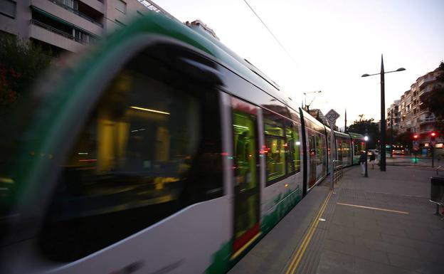 Granada, reconocida por la puesta en marcha del servicio del metro