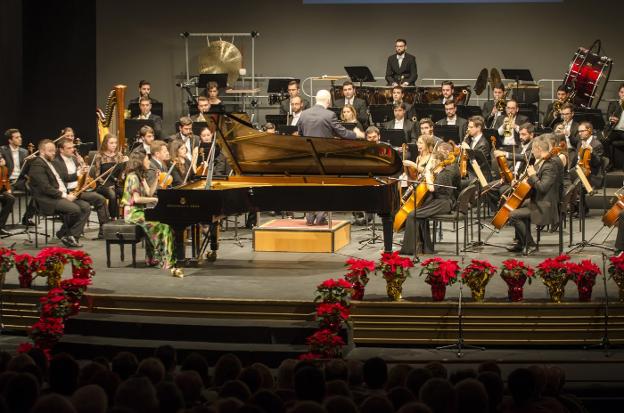 La Orquesta Ciudad de Almería durante su actuación en el Auditorio Municipal Maestro Padilla./IDEAL