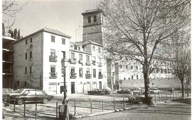 Acera de San Ildefonso en 1981 /González Molero