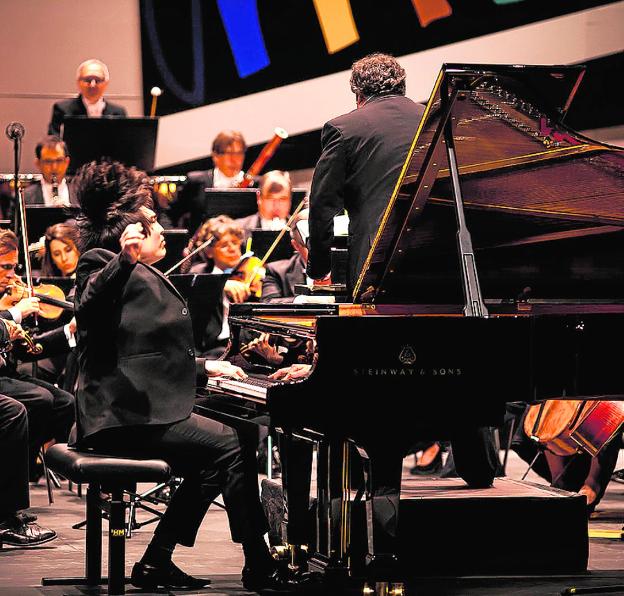El segundo premiado, Jin-Hyeon Lee, en su actuación. /PERMIO 'JAÉN