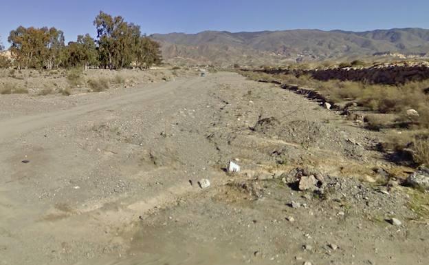Un tramo de la rambla San Indalecio de Rioja, donde ocurrió el incidente. /IDEAL