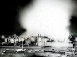 Foto de archivo, tomada el 26 de noviembre de 1973 cuando un comando de ETA incendió el antiguo edificio de madera del Real Club Maritímo del Abra. /EFE/