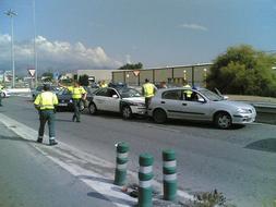 Guardia Civiles en la zona del accidente. VÍDEO: LUCÍA RIVAS/