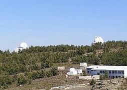 Una vista panorámica que recoge la mayoría de las cúpulas del Observatorio Astronómico de Calar Alto. :: IDEAL/