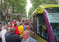 Tranvía de Jaén en pruebas, en mayo del año pasado.:: FRANCIS/