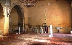 En este estado de deterioro se encuentra el altar mayor. / M. V./