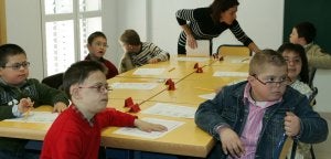 Las clases de logopedia son las más demandadas, tanto por alumnos de necesidades especiales como por el resto. :: IDEAL/