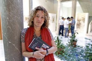 Josefina Bueno, editora y traductora del libro 'Hacia una democracia laica'. :: ALFREDO AGUILAR/