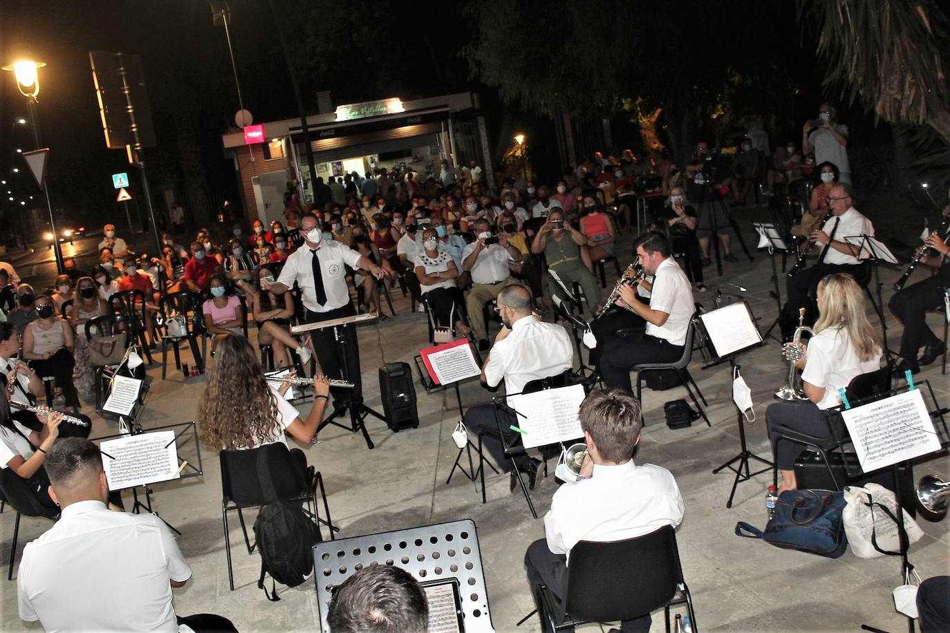 La banda Maestro Amador, durante su actuación el pasado día 5 de agosto en el Parque de las Vistillas . 