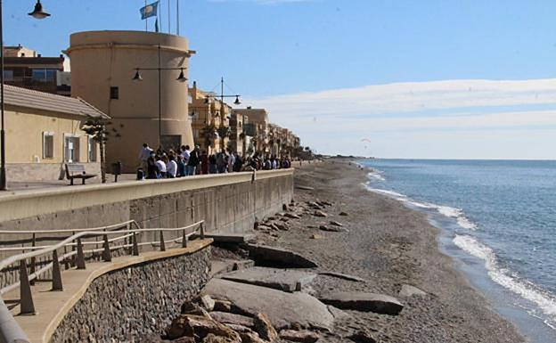 Balerma pide a Costas que de voz a los agentes sociales en las propuestas para estabilizar su litoral