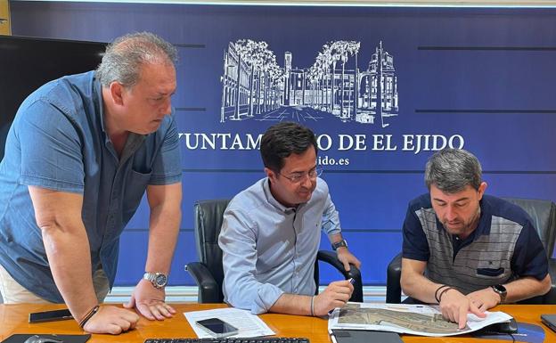 El Ayuntamento de El Ejido invertirá 250.000 euros en el arreglo del camino La Higuera