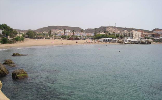 Vista panorámica de la playa de San Juan de los Terreros, en Pulpí, cerca de donde ocurrieron los hechos./A. C.