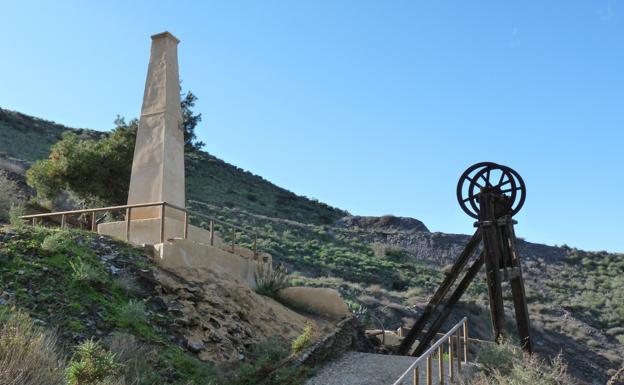 Máquina de vapor en el barranco del Chaparral, en Cuevas del Almanzora.