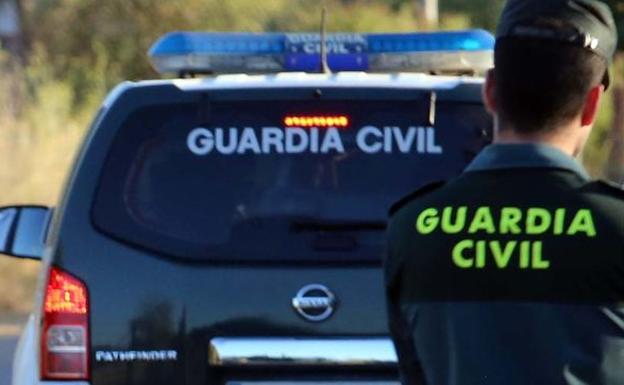 Muere de un desvanecimiento tras apuñalar a un guardia civil fuera de servicio en Lanjarón