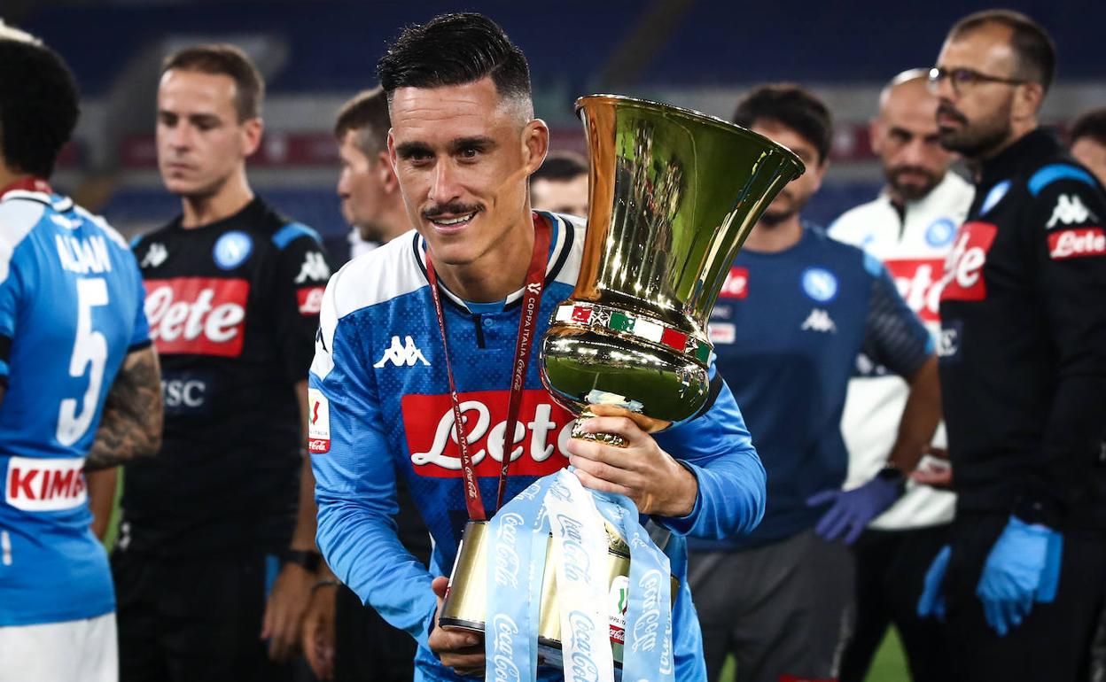 Fútbol | José Callejón, campeón de la Coppa Italia con el Nápoles | Ideal