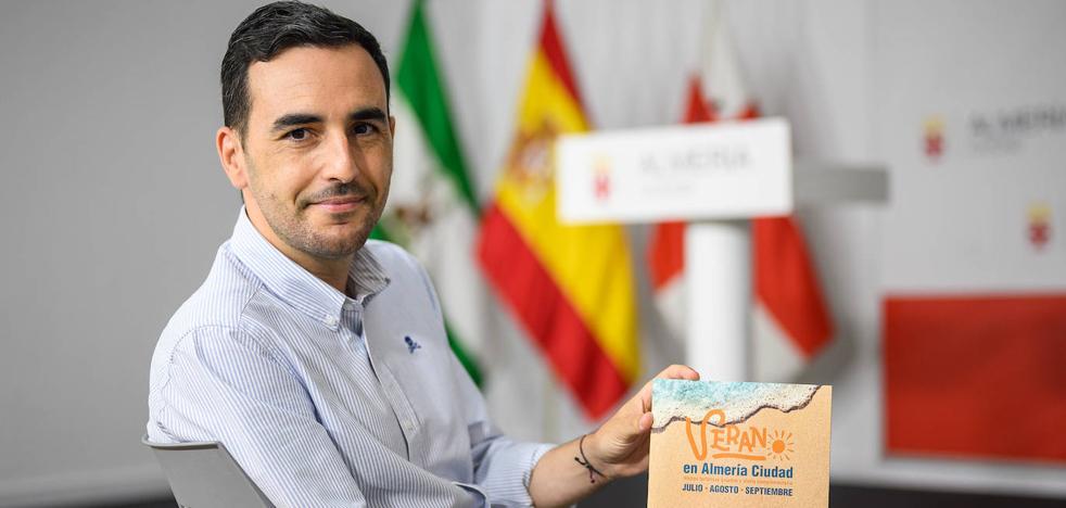 Nueve de cada diez visitantes este verano de la capital serán turistas nacionales - Vimarsana News