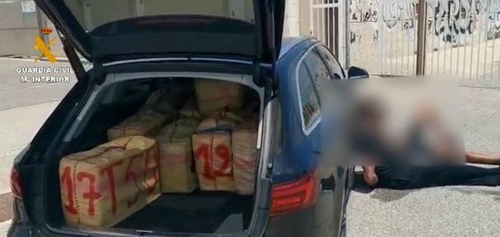 Tráfico de droga: Cae el histórico clan de 'los pintaos' en Almería: 20 detenidos y 6 toneladas de hachís incautados - Vimarsana News