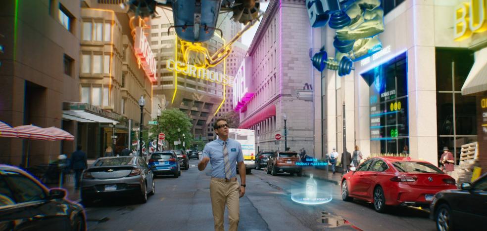 'Free Guy': Ryan Reynolds descubre que vive en un videojuego - Vimarsana News