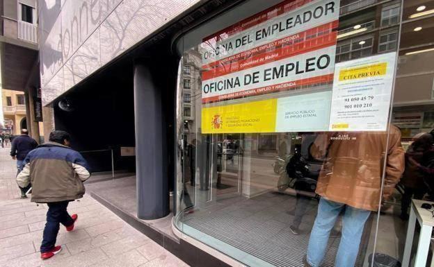 La ayuda del SEPE de casi 3.000 euros que puedes solicitar en 2023