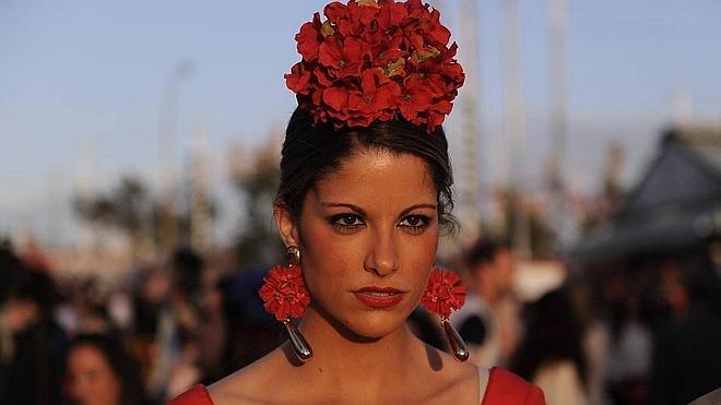 Guapas 'gitanas' inundan la Feria de Abril | Ideal